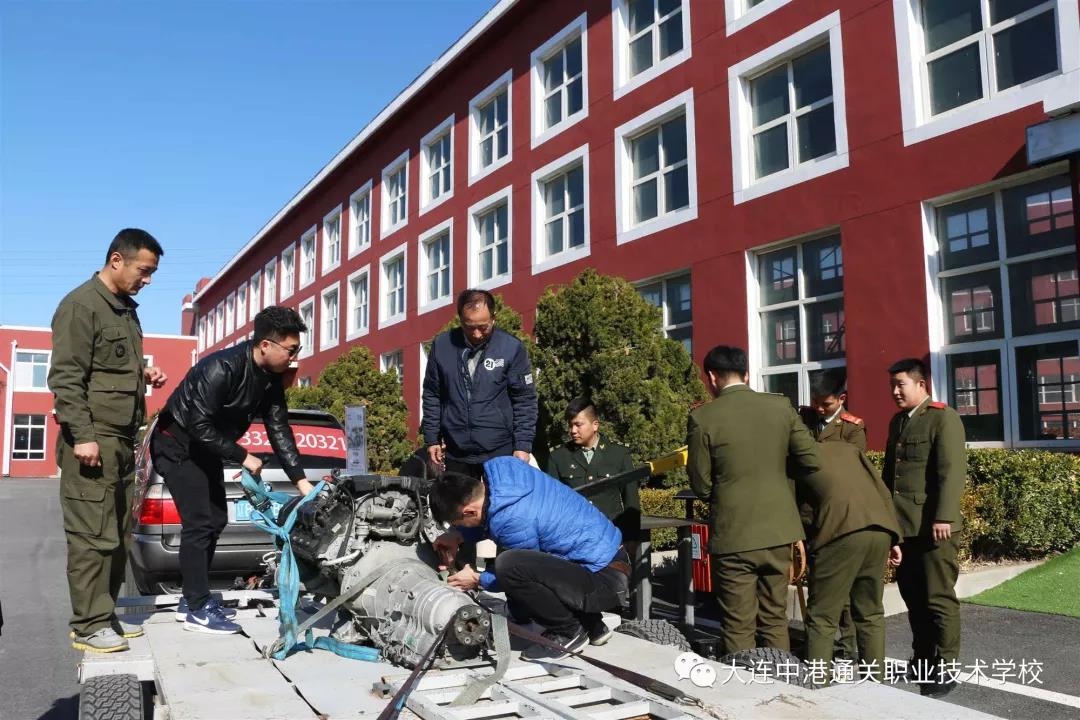 大连军事化管理学校
