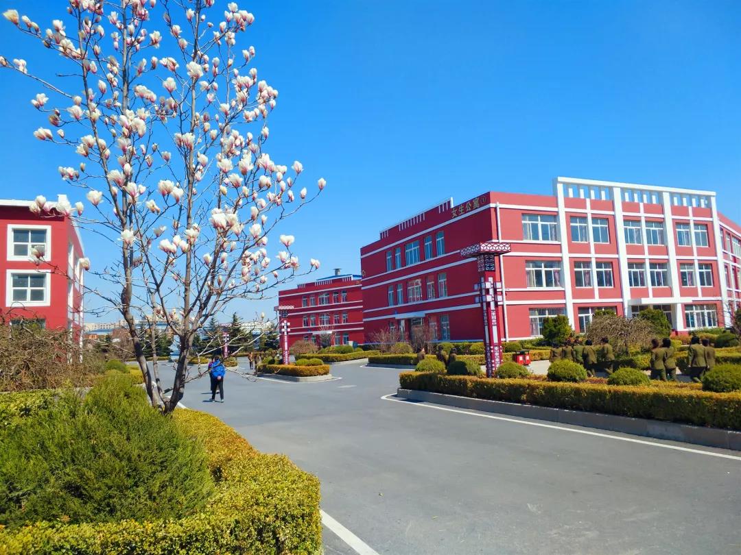 大连技工学校
