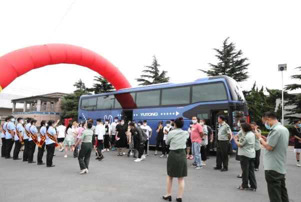 大连军事化管理学校,大连职业技术学校,大连技工学校